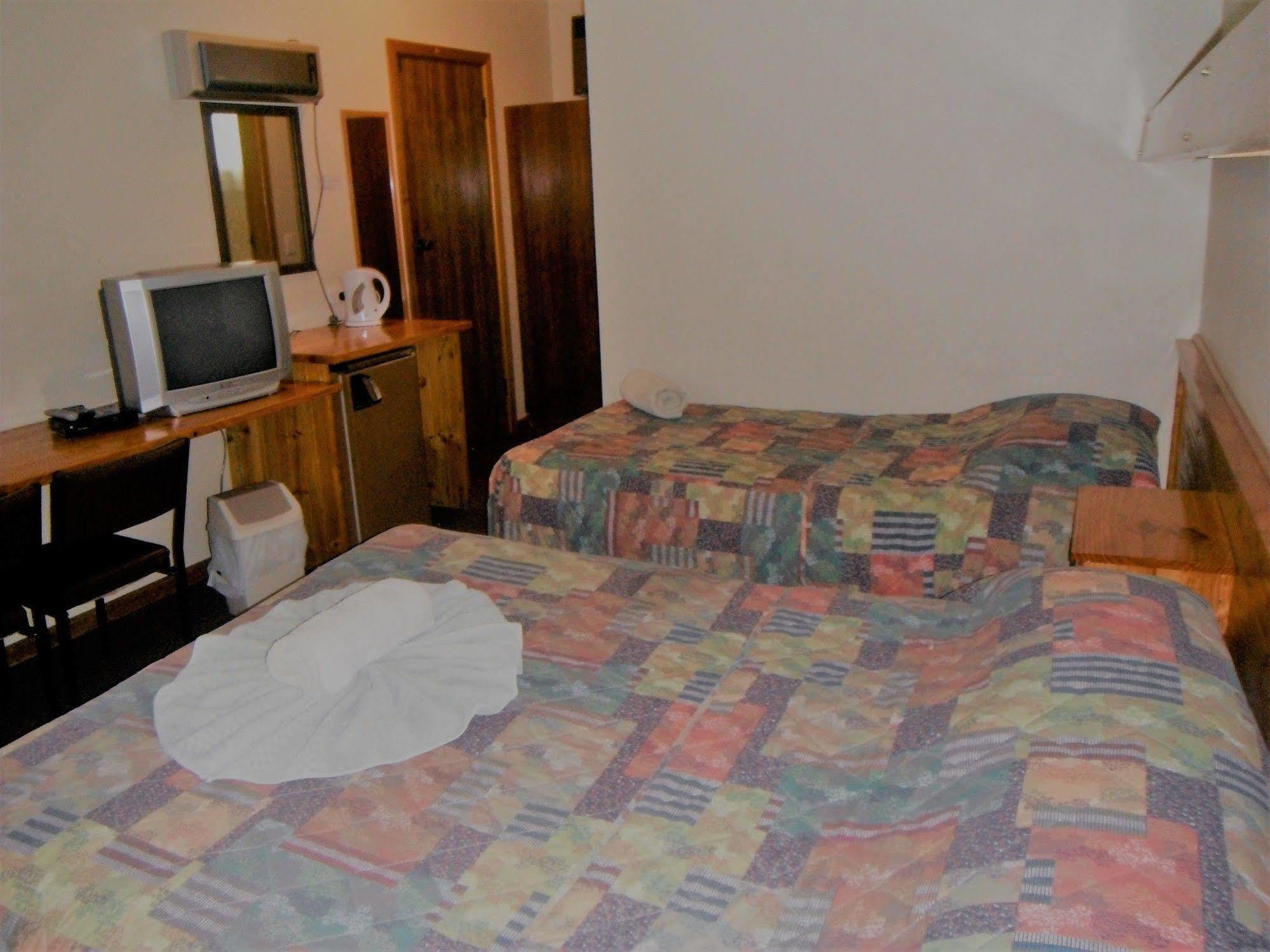 Coomacountry Club Motor Inn Exterior foto