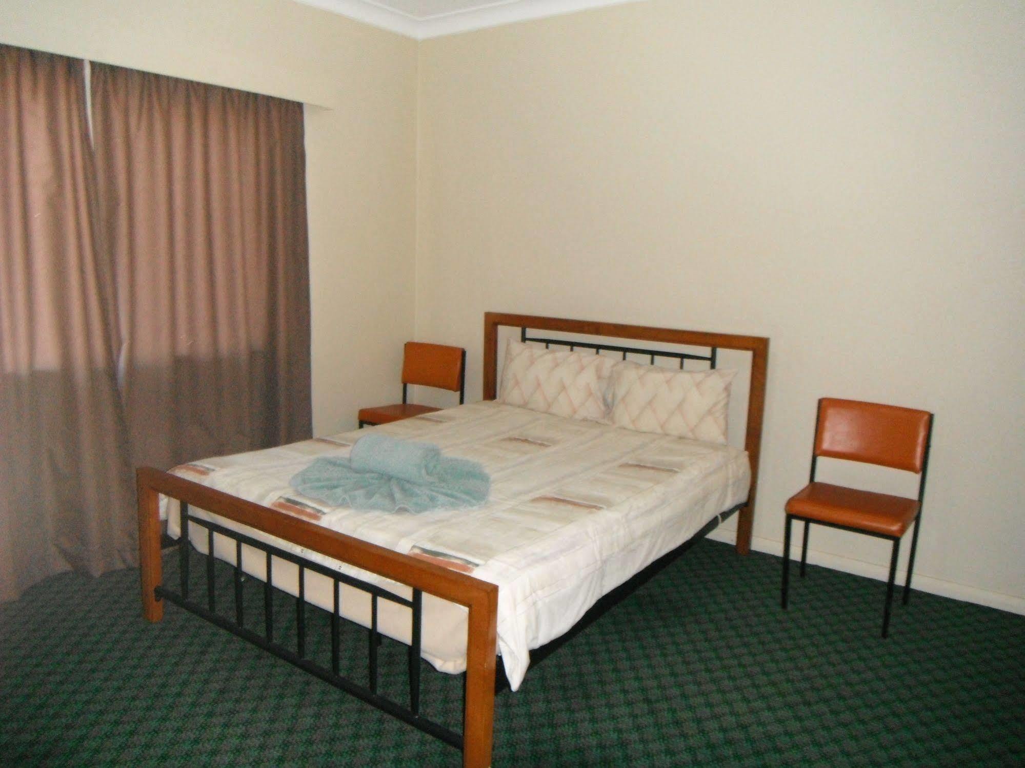 Coomacountry Club Motor Inn Exterior foto